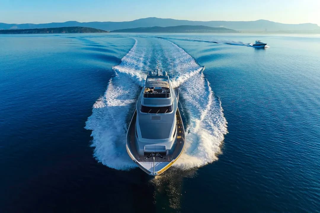 Yacht