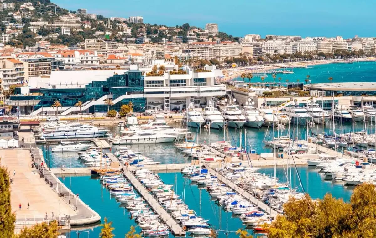 Cannes Port