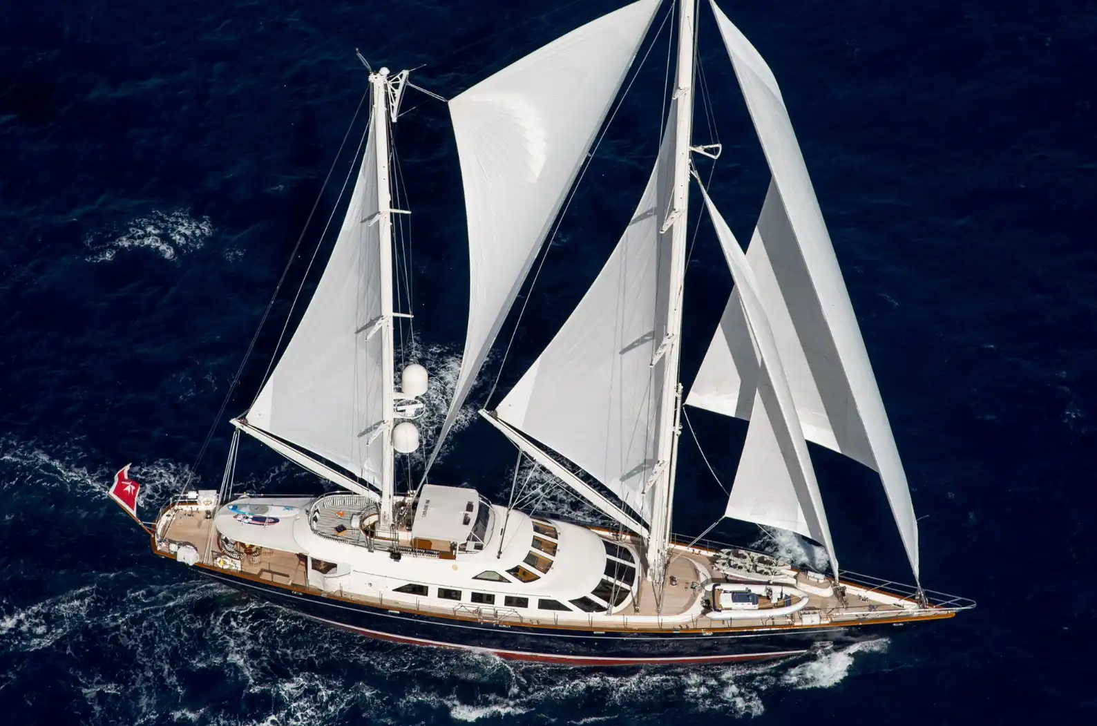 Ellen Perini Navi 40m Side Profile