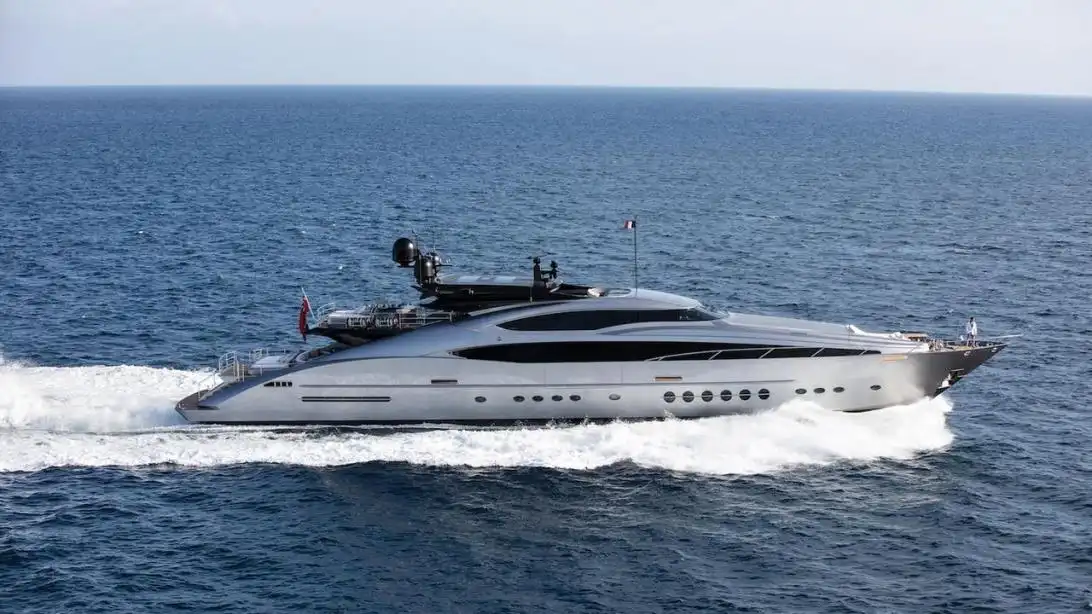 Silver Wave Palmer Johnson 46m Side Profile